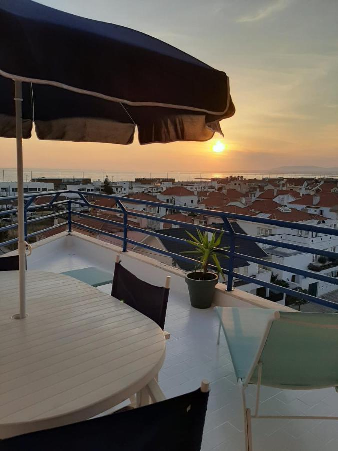 Apartmán Av. 1º De Maio Costa de Caparica Exteriér fotografie