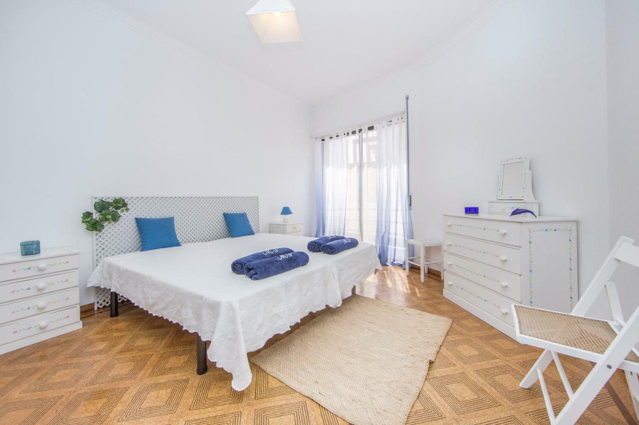Apartmán Av. 1º De Maio Costa de Caparica Exteriér fotografie